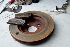 自動車にまつわる不快な異音 その1 廃車ひきとり110番スタッフコラム 自動車にまつわる不快な異音 その1 廃車ひきとり110番スタッフコラム