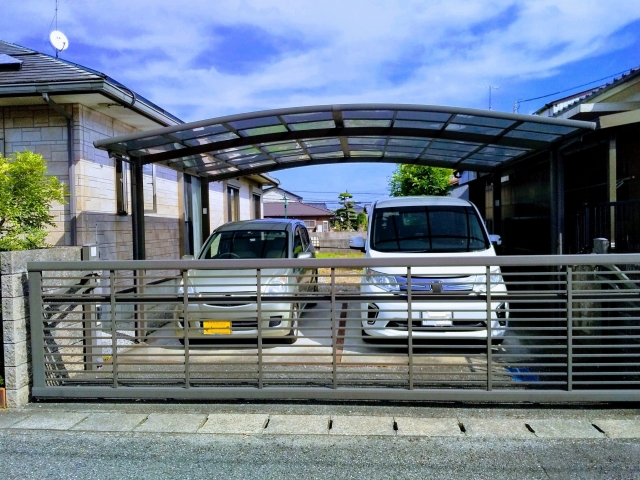 車の2台持ちのメリットは 維持費や保険料を安くする方法も紹介 廃車ひきとり110番スタッフコラム