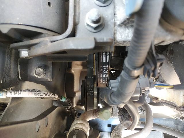 ファンベルトとは 交換する時期 費用 場所をまとめて解説 廃車ひきとり110番スタッフコラム