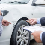傷やへこみは車査定額にどれぐらい影響するの？修理すべきなの？