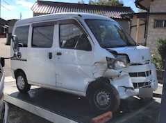 ダイハツ・ハイゼットカーゴ事故車 EBD-S321V 引取料・登録料無料でお 
