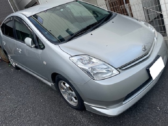 神奈川県でプリウス故障車をお買い取りいたしました。引き取り、登録 